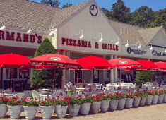 Armand's Pizza By The Sea