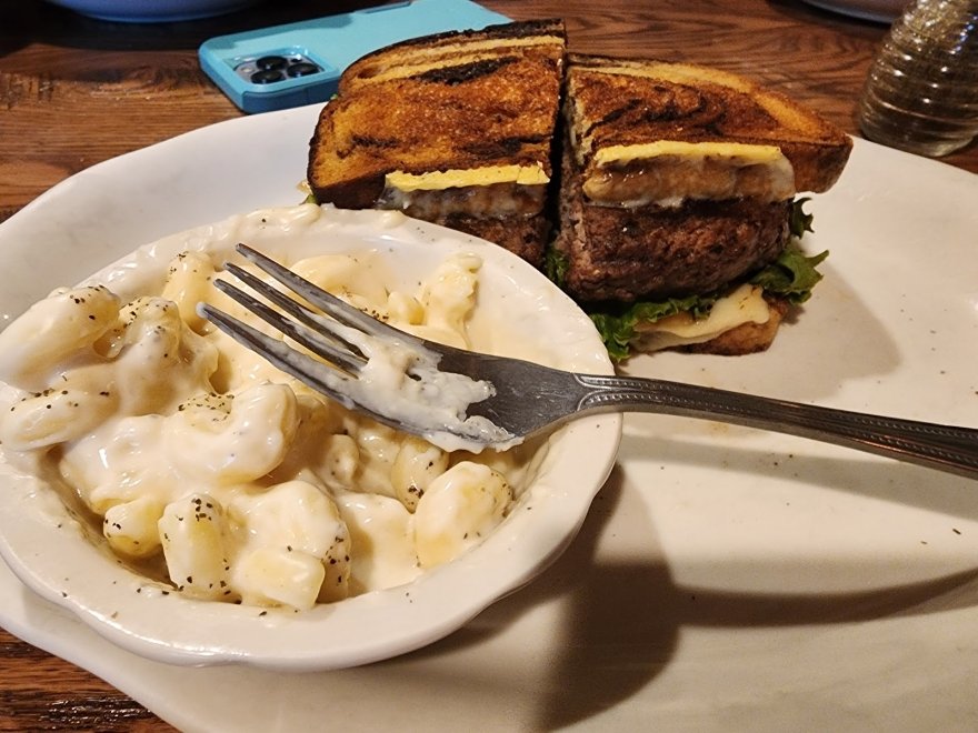 Emma's Family Restaurant