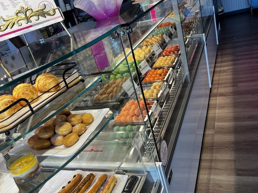 Le Macaron French Pastries Rehoboth