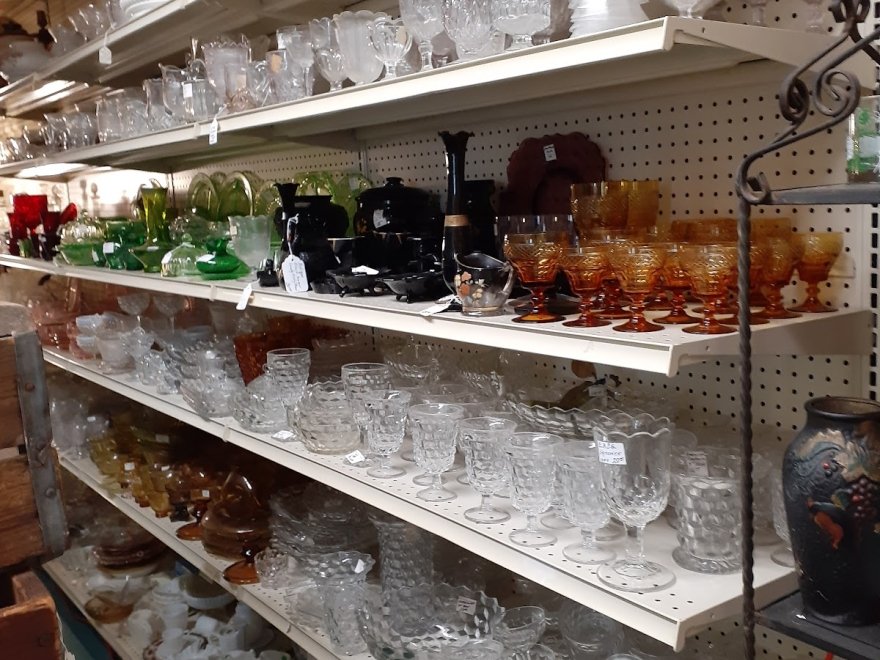 Beaman's Old & Gnu Antiques
