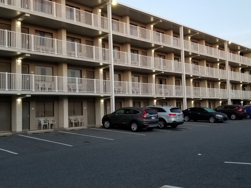 Atlantis Inn