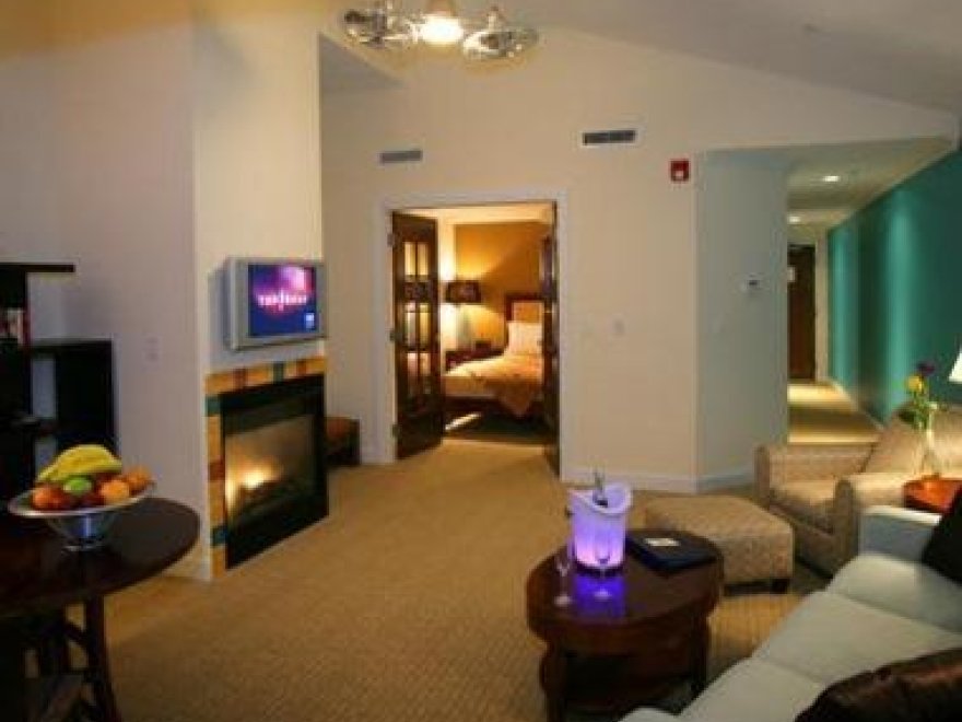 Hotel Blue